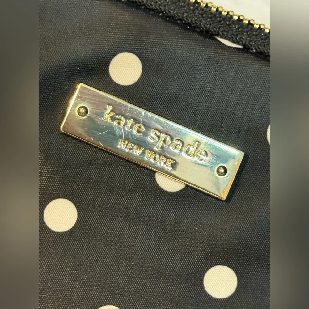 kate spade •	excellent 	•	no